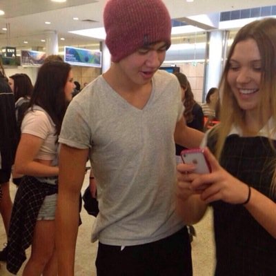 #vote5sos
