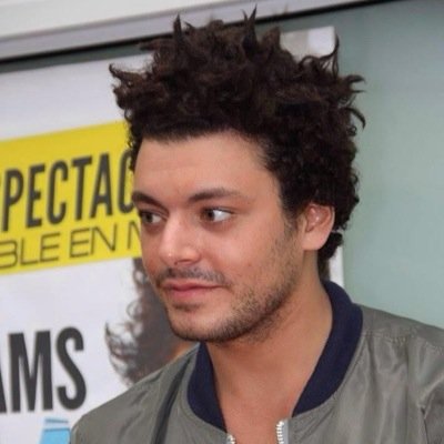 Adamsienne ❤ @kevadamsss il a cru en ses reves et moi je croirer au miens pour reusir comme lui ❤mon compte: @loudehaies ❤