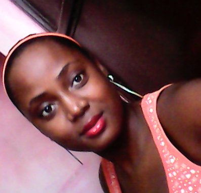 vavavoumda's profile picture. 