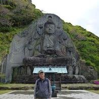 原発はとうてい人間の手に負えないもの。目先の利益だけにとらわれた人たちが推進・賛成している。反対の声を高め、世界を変えよう。反戦・平和・民主主義を広めよう。