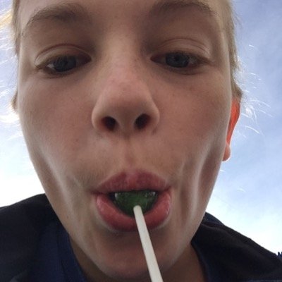 yo fitter people im sick and ik it nbd---shooting buckers getting money