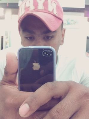 AlyAwal's profile picture. 