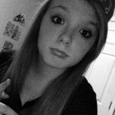 i love 1D and 5sos maybe a slight obbsession. |0/5 0/4| because im lame