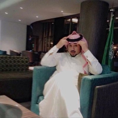 اسمع صدى صوت المعّنى بتاليه .. اضحك واقول الله يعين الذي تاه