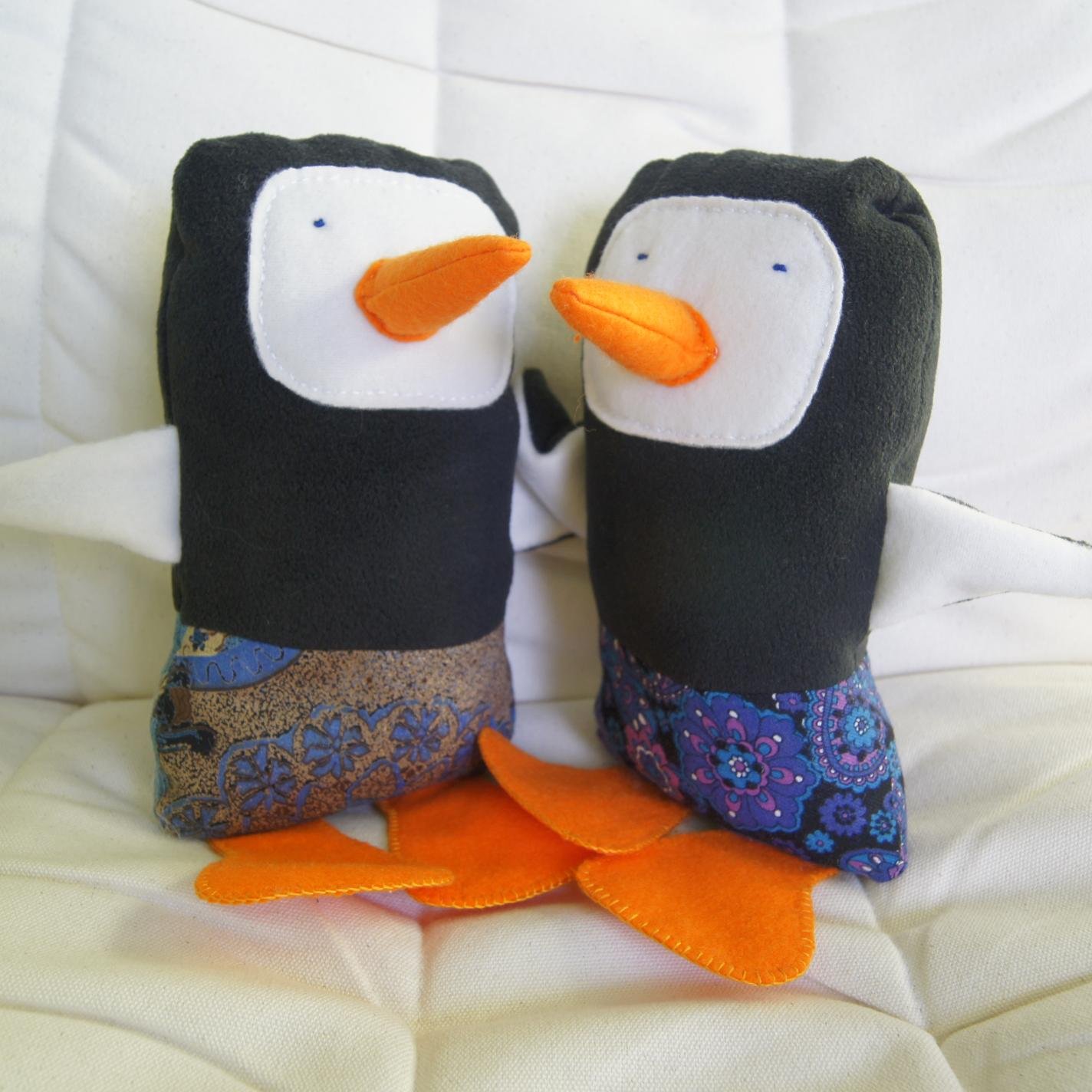 Anglo-French team making beautiful, unique hand-made textiles right here in Manchester. Perfect original bday and xmas gifts! Buy now on our etsy page!