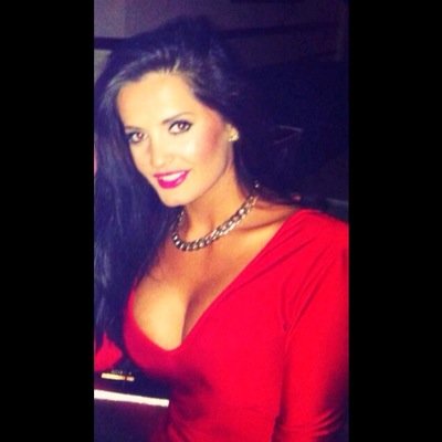 Ari_899's profile picture. 