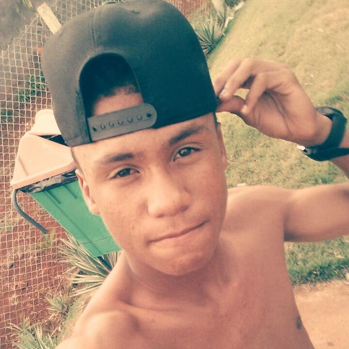 sou um simples menor sonhador⚡✨