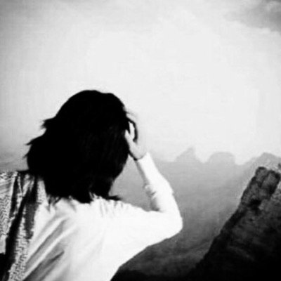‏‏شبه ً شآعر *