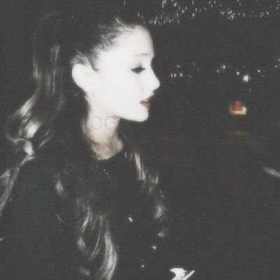 Ariana is queen // Boy Arianator