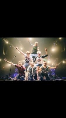 I LOVE MCFLY!!! Galaxy Defenders stay forever. mcfly are my idols xxxx josh key ivyrise tweeted 7/5/12 Danny Jones waved, pointed and smiled 13/3/12!!