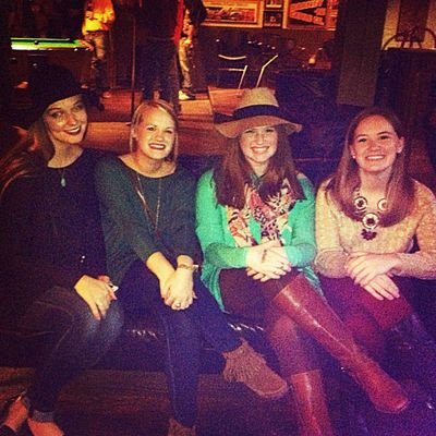 amandawgibson19's profile picture. 