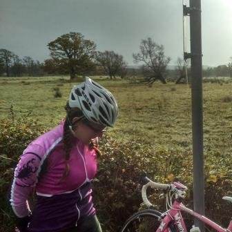 Bike riding, trail running petroleum geologist who likes to take photos. Daughter, Sister, Wife and Mummy to two beautiful little girls :)