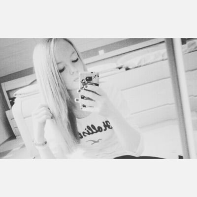 WaltherChiara's profile picture. Not Sad but not happy.