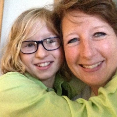 LLzjones's profile picture. 