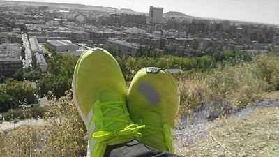 vralez's profile picture. Ahí estamos....