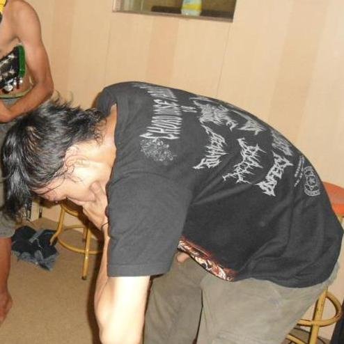 SukmoIreng's profile picture. metalhead