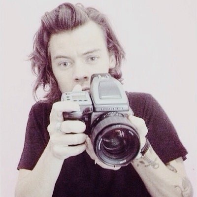follow @roIIingstoned who gave you this free follow x