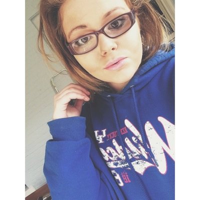 sabulfetuh23's profile picture. Single | 15 years young | Freshman✨