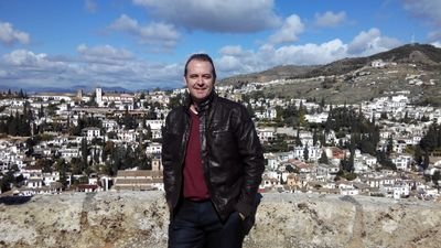 real_familia's profile picture. Director Escuela Elche cf , nacido en Jerez de la Frontera (Cadiz) , ex jugador del Cadiz cf , Elche cf y Murcia cf entre otros.