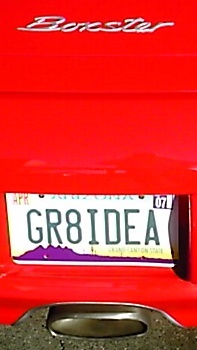 License Plate Tweets @platester plate.state™  and then whatever your message or link is..it's simple and free!!