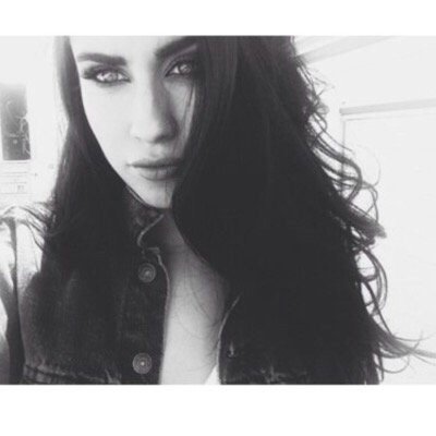 CONGRATS ON YOUR LAUREN FOLLOW!