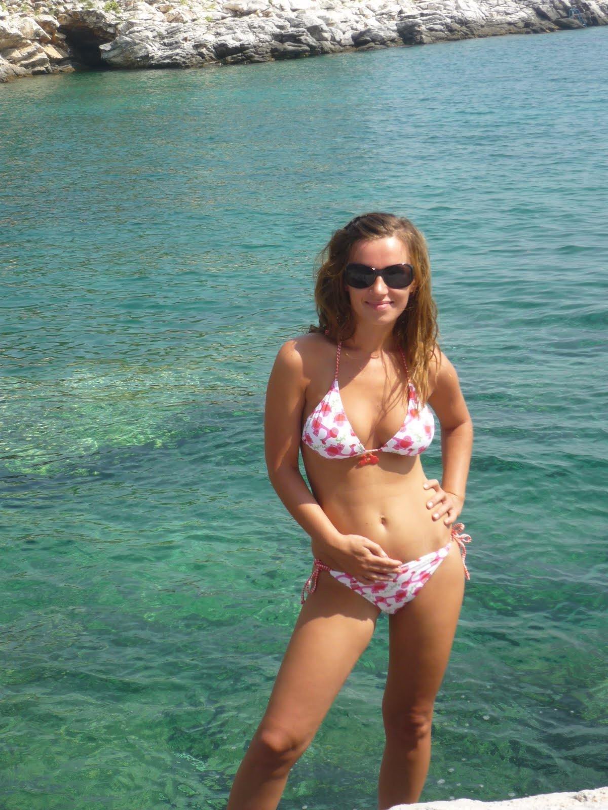 cuhyfusuqoso's profile picture. Professional food ninja  # student .I am:Typical alcohol buff ,   Amateur music geek  -  Social media advocate .