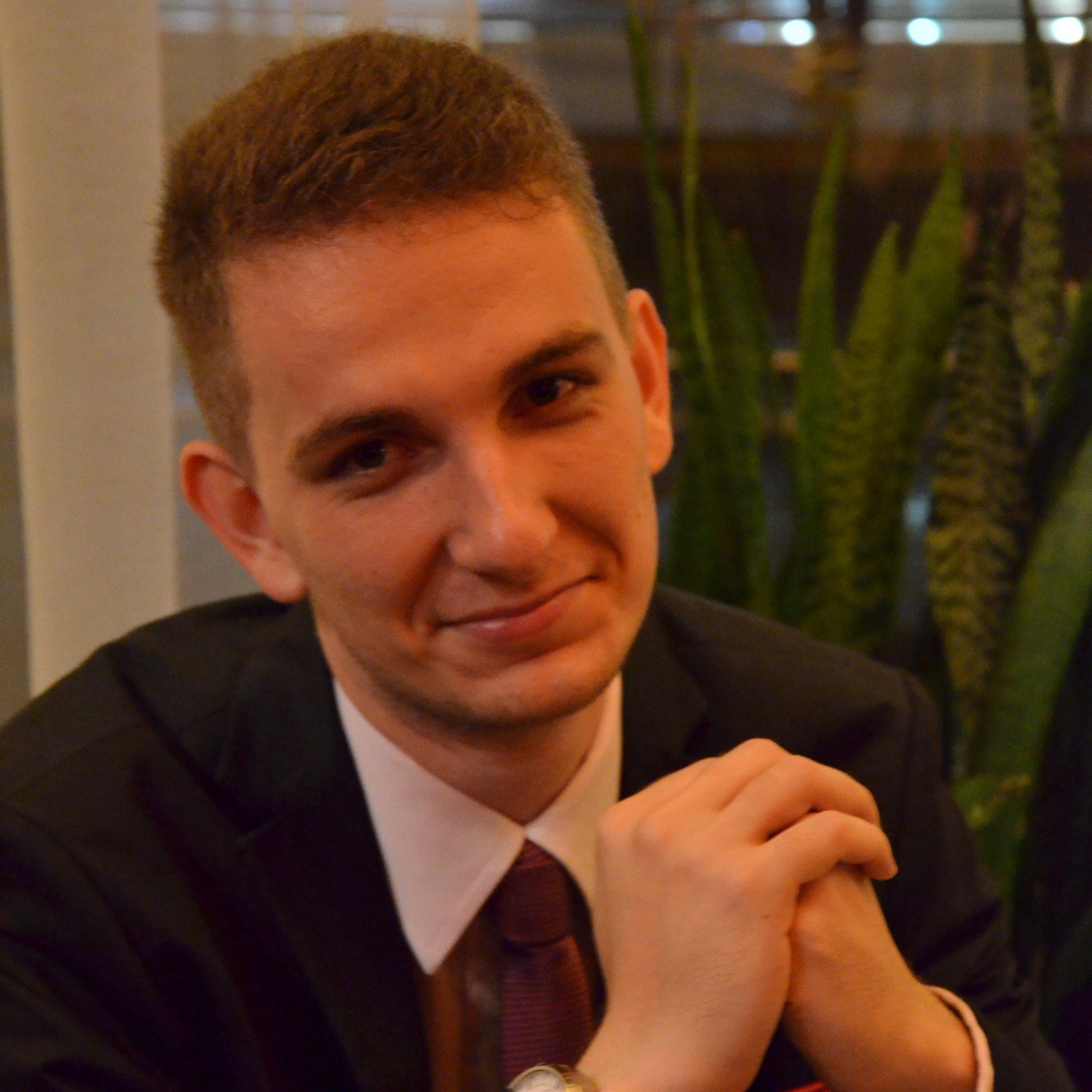 heizertamas's profile picture. 