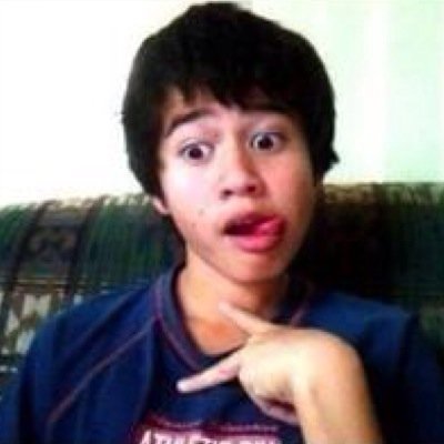 free follow from @rxechel_ bc ily and you're beeeeaaautiful