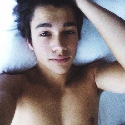 EHudsonWFB's profile picture. Let me be your superhero.