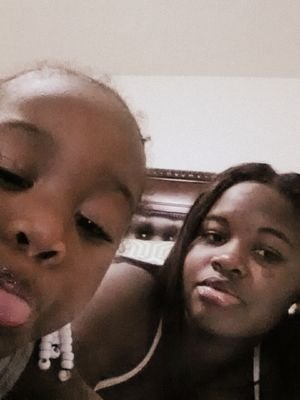 hismainladiiee's profile picture. 