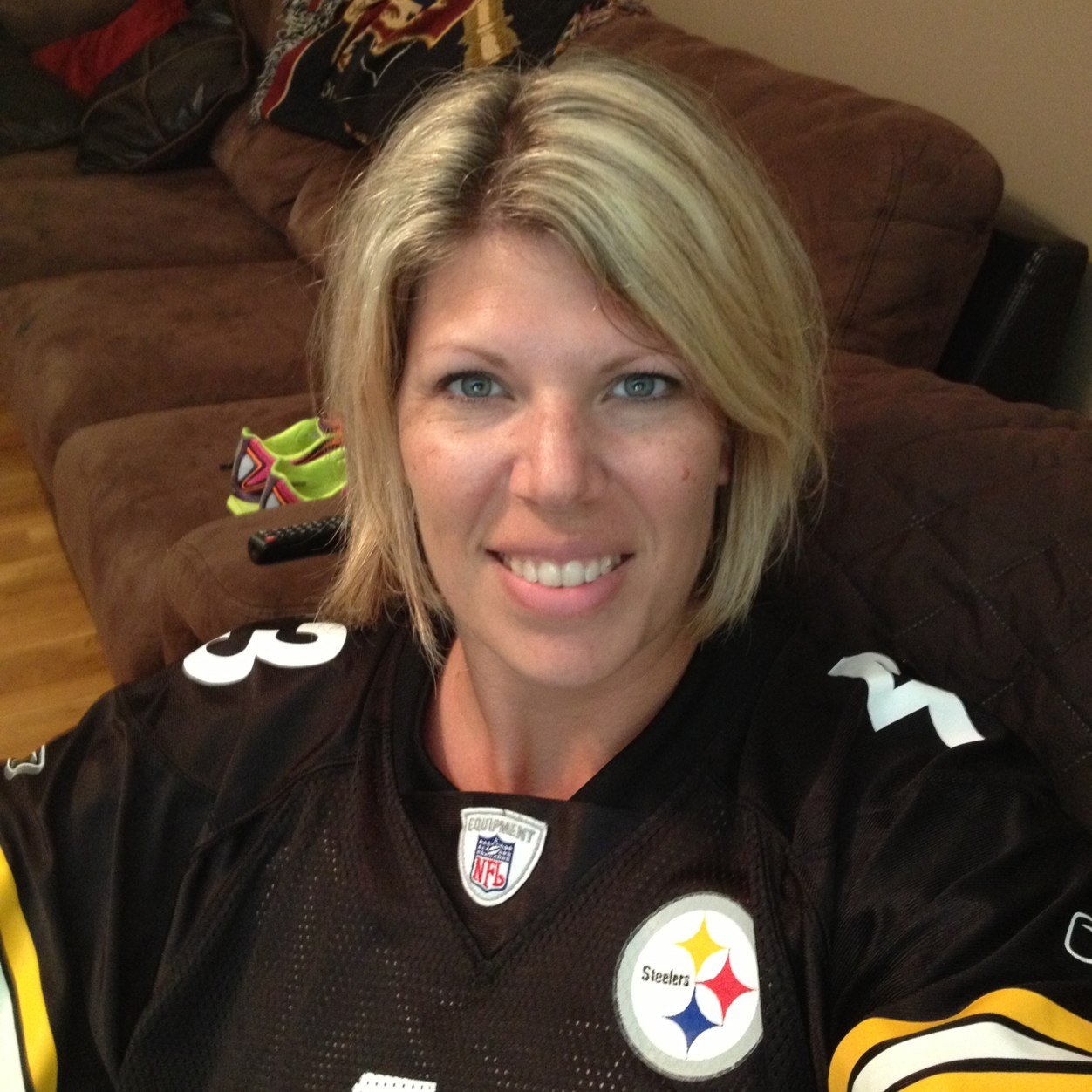 Phys Ed Teacher & Coach! Proud mom & STEELERS football fan! 2018 Lion’s Club TOY & KYSHAPE board member #growthmindset #teamphysed #activekidsmakehealthierkids