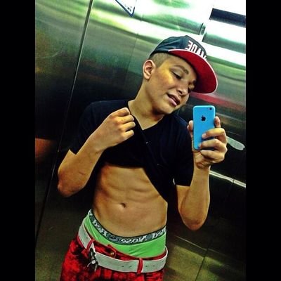 luannna52's profile picture. 