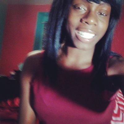Bi (:  , kik me: Geetricia