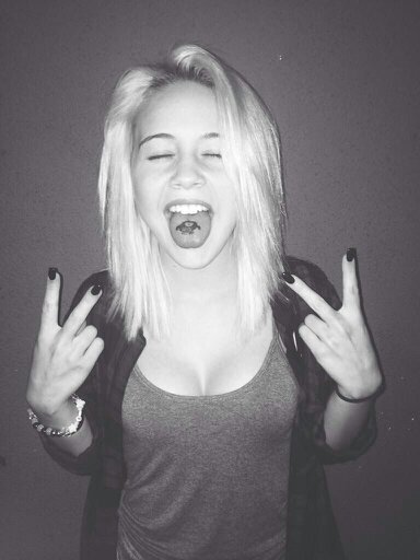 checklayout210's profile picture. 