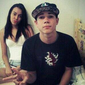 ai galera me segue acabei de fazer esse twitter  
VENCER,VENCER,VENCER ESTE É O NOSSO IDEAL ♥