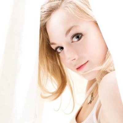 AlexLovena Profile Picture