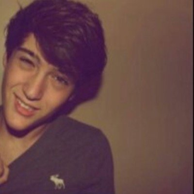 I swear I'm not gay, I just like Chanel sigh.