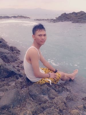 riwan_bungsu's profile picture. nama: rhyone ttl: banuayu.28 juni 1996
