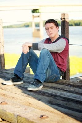 sovers9's profile picture. Dreams of me getting shaded under a money tree.