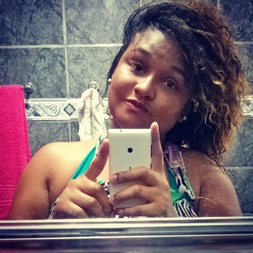 I now you wanna leave so come on baby be with me so happily ... ✌✌