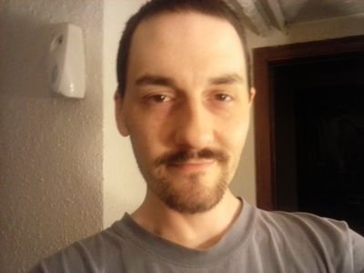 e287efb6c0a8459's profile picture. Born in Warren,Ohio.Born:April 25,1981.Recently single.Ask me the rest.