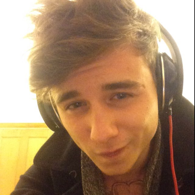 FreezerrH's profile picture. 