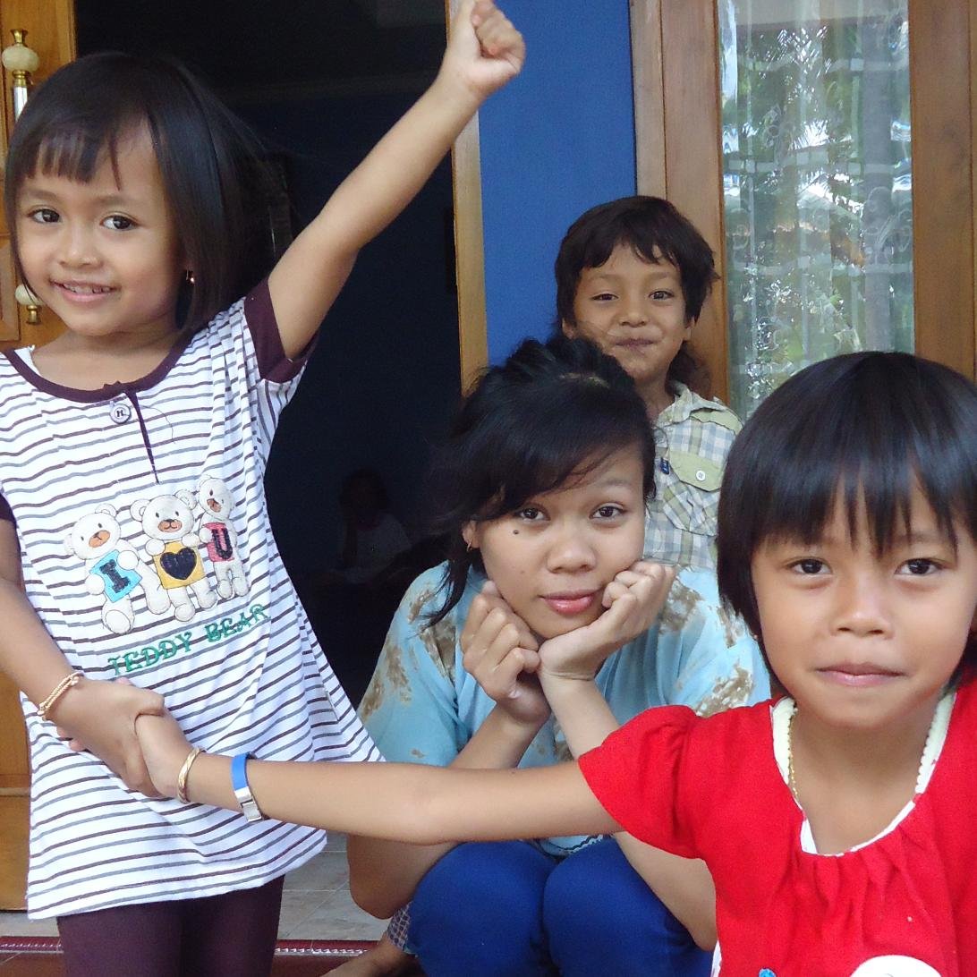 tristasari_alip's profile picture. 