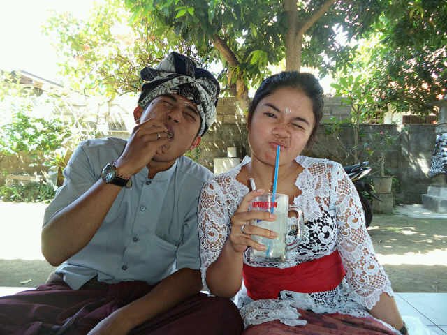 (っ•˘зKadekRitaKrismayanti