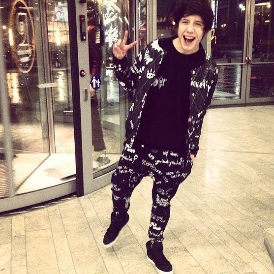 KWIATONATORBOY's profile picture. IM KWIATONATORBOY