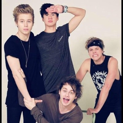 maineloves5sos's profile picture. 
