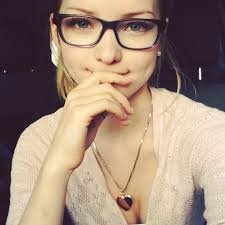 im awesome, smart or dumb, supportive and i love playing basketball and chilling with friends