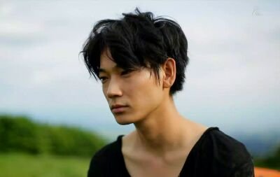 綾野剛のかっこいい画像を集めています。　日々の疲れを癒しませんか?!