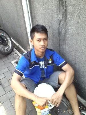 AguzLionel's profile picture. jaya lah bangsaku