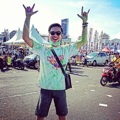 MOESLIM||Student of Faculty Of Dentistry, Sam Ratulangi University|| Manado, North Sulawesi, Indonesia|| @EXCE11DENT || CP: 082191083206
